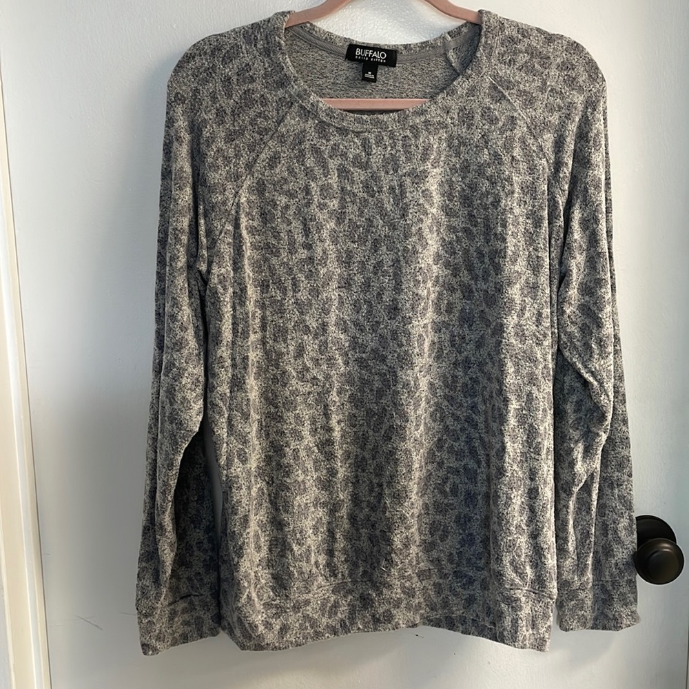 Long sleeve leopard shirt